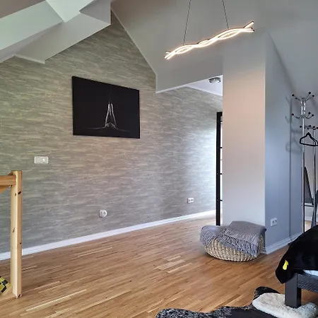 شقة Kahe Suure Terrassiga Katusekorter